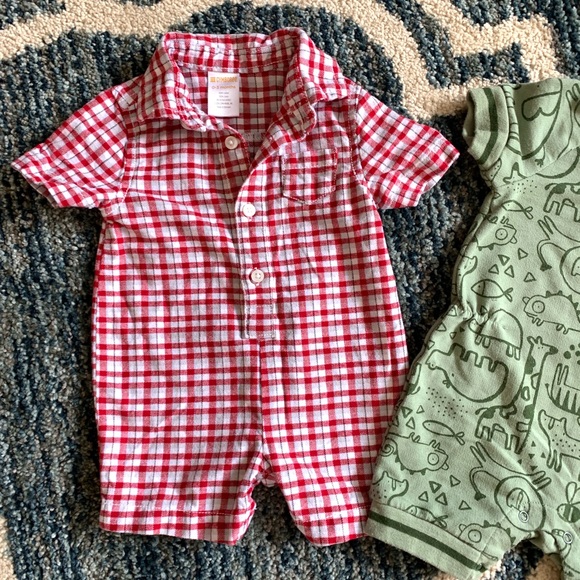 Like new Gymboree Cat & Jack Romper 3 months - Picture 2 of 3